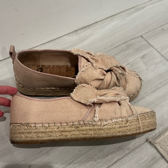 Sam Edelman Tan Ruffled Espadrilles - Picture 6 of 8